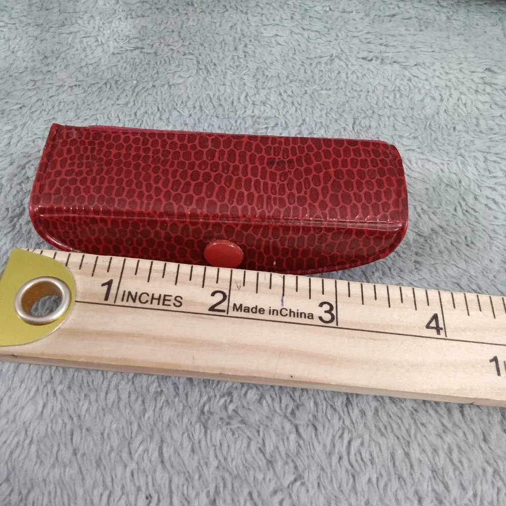Vintage Red Snakeskin Embossed Lipstick Case with‎ Built-in Mirror Snap Closure